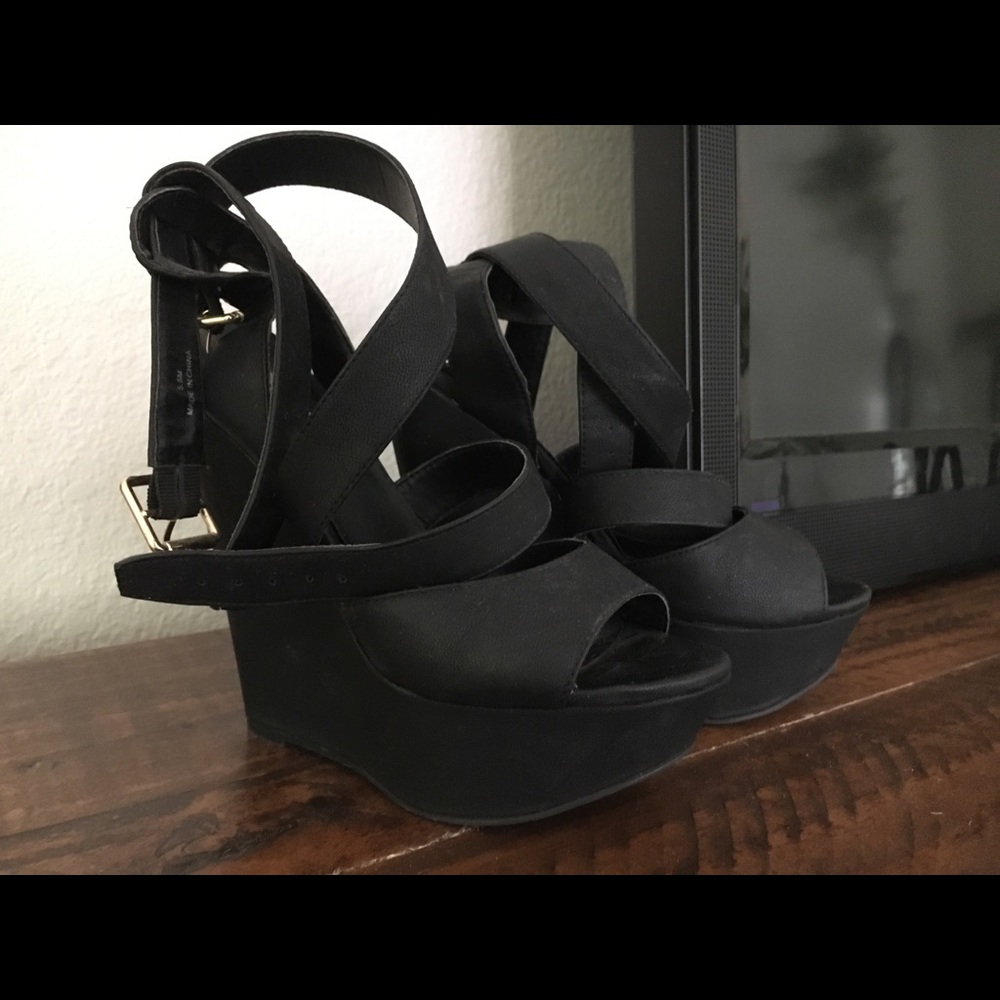 Steve Madden Wedges